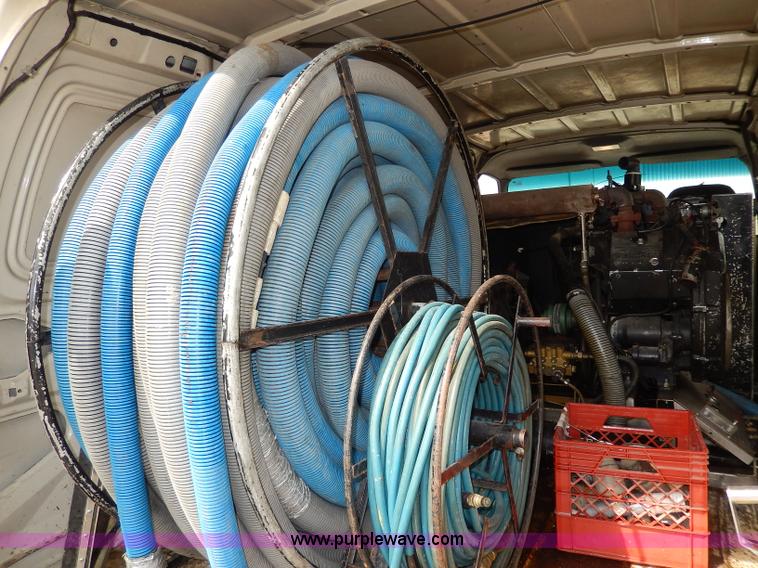 image for item I4422 1993 Ford Econoline E350 van