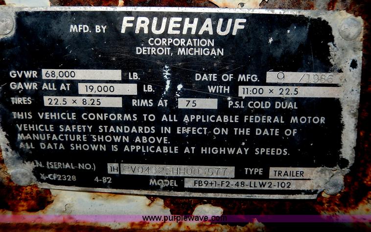 image for item I4424 1986 Fruehauf 48' dry van trailer