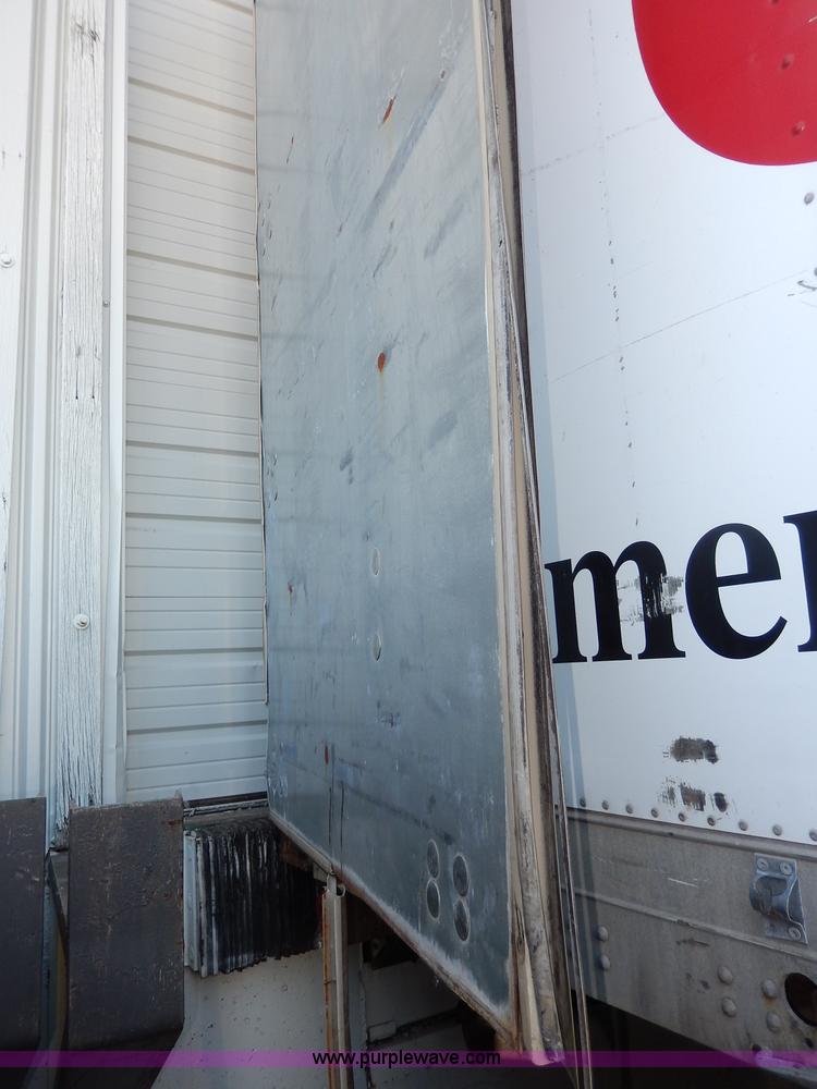 image for item I4424 1986 Fruehauf 48' dry van trailer