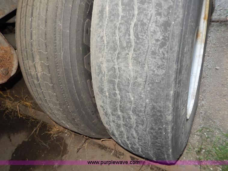 image for item I4425 1995 Dorsey AIDT-LS 53' dry van trailer