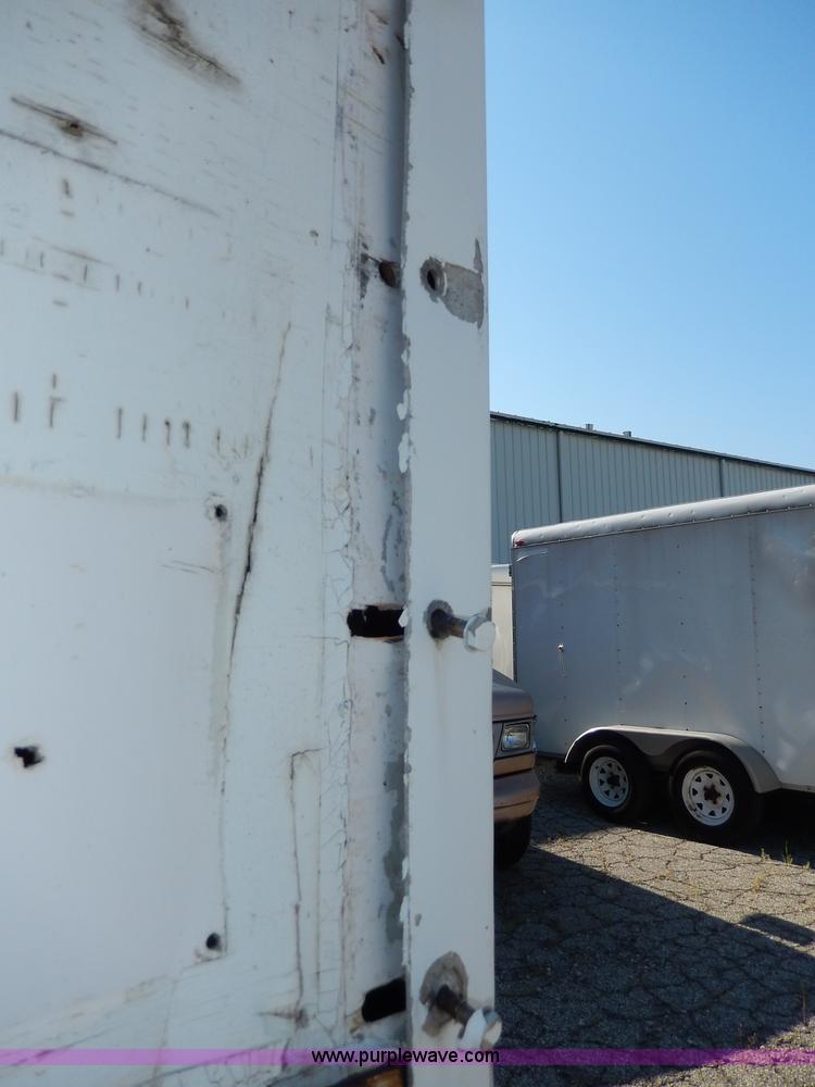 image for item I4426 1984 Monon 45' dry van trailer