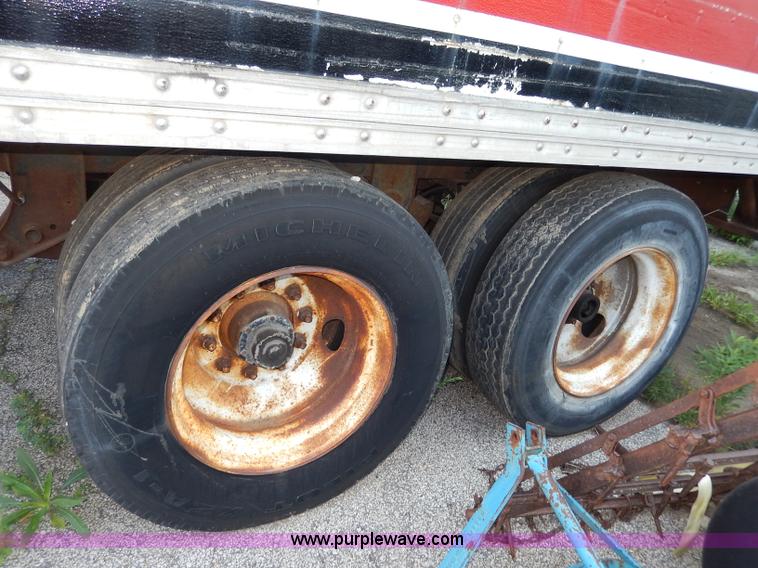 image for item I4426 1984 Monon 45' dry van trailer