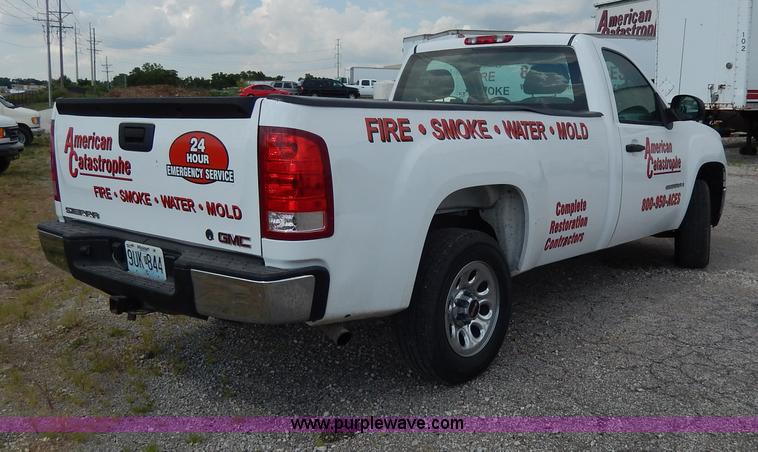 image for item I4431 2008 GMC Sierra 1500 pickup truck