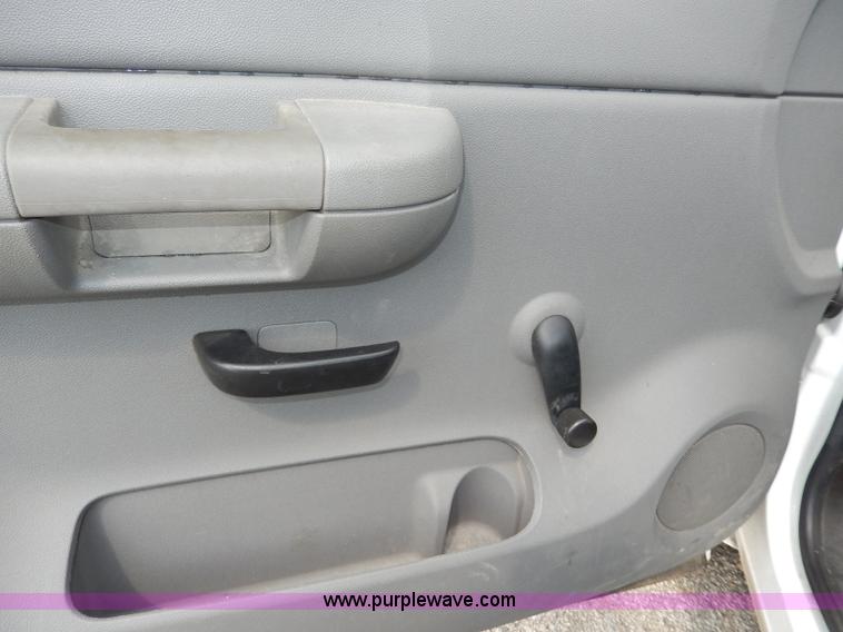 image for item I4431 2008 GMC Sierra 1500 pickup truck