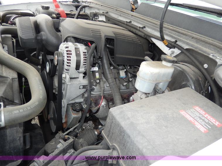 image for item I4431 2008 GMC Sierra 1500 pickup truck