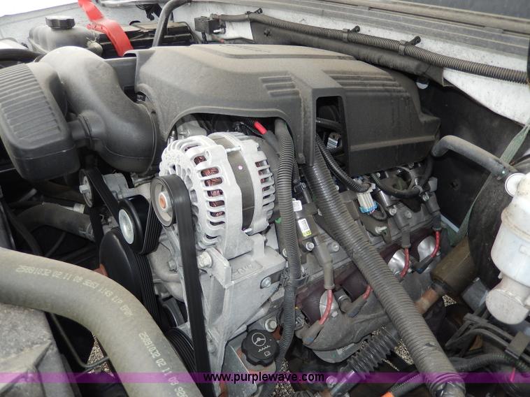 image for item I4431 2008 GMC Sierra 1500 pickup truck