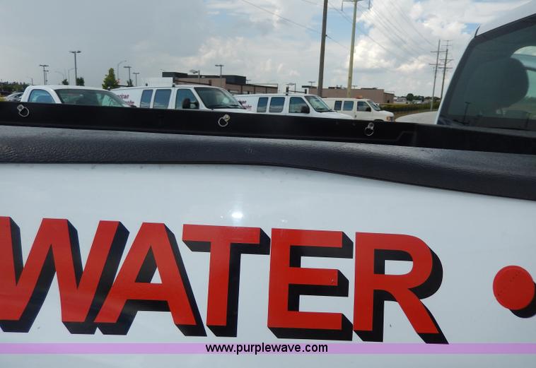 image for item I4431 2008 GMC Sierra 1500 pickup truck