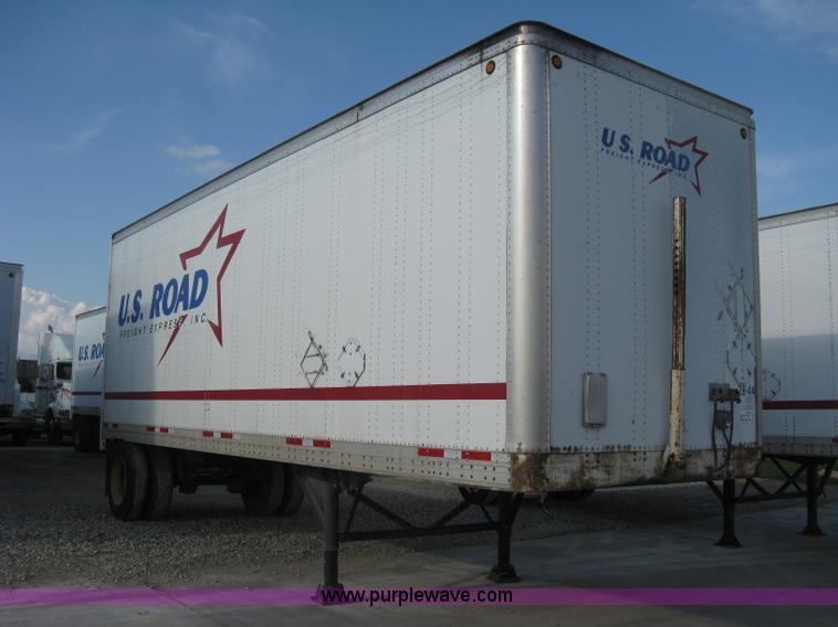 image for item D8289 1995 Wabash 28' dry van trailer