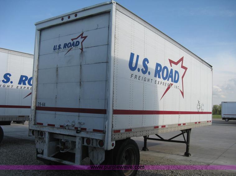image for item D8289 1995 Wabash 28' dry van trailer