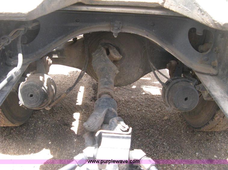 image for item D8389 1985 GMC General semi truck