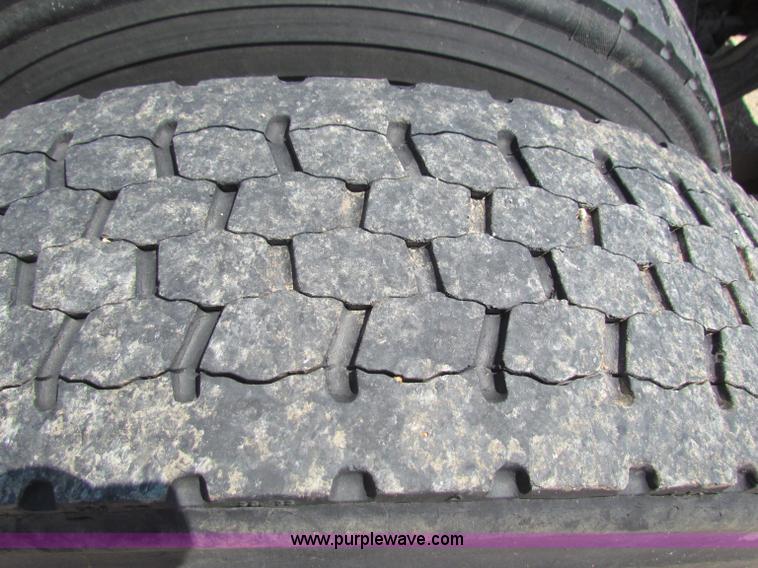 image for item G4036 2000 Kenworth W900B semi truck