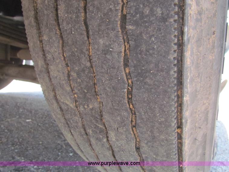 image for item G4036 2000 Kenworth W900B semi truck