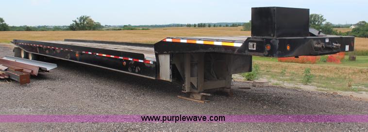 image for item G5073 2000 Landoll 660 trailer