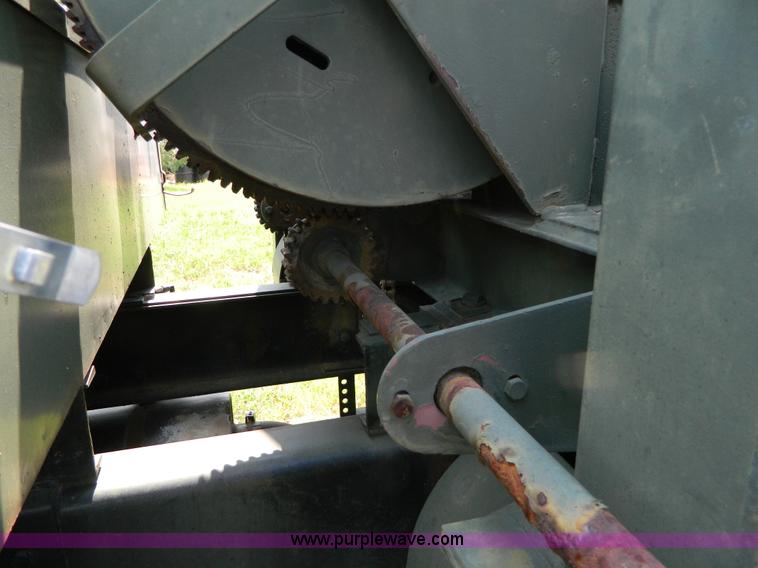 image for item G7926 1975 GMC 7500 wrecker truck