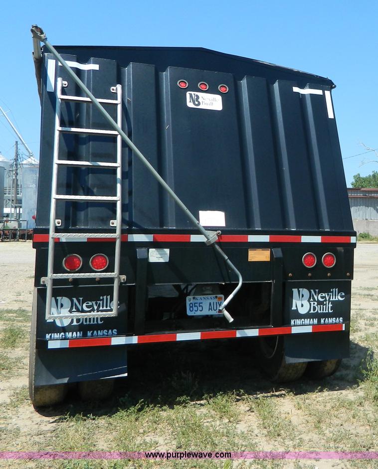 image for item G7955 2009 Neville steel double hopper grain trailer