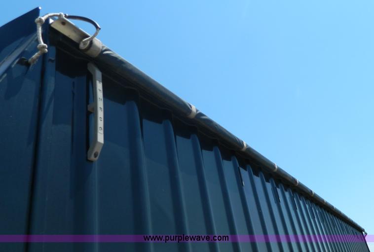 image for item G7955 2009 Neville steel double hopper grain trailer