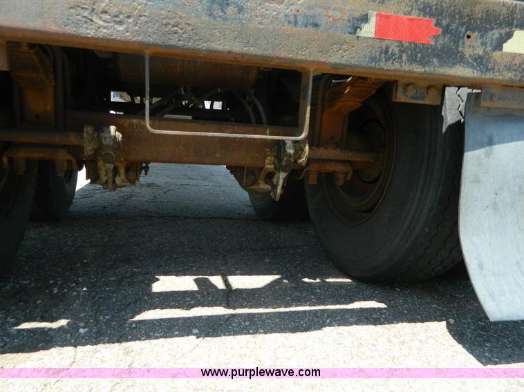 image for item G7957 1980 Trailmobile 306 aluminum tanker trailer