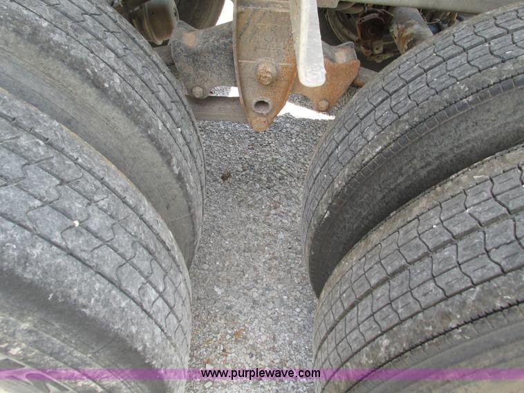 image for item G9468 2001 Brenner insulated tank trailer