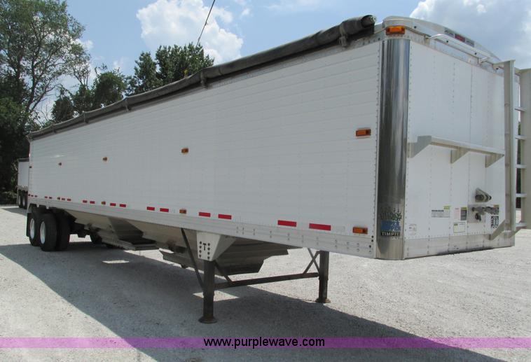 image for item G9469 2008 Timpte Super Hopper grain trailer