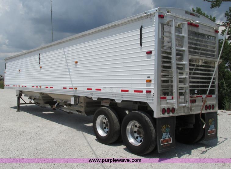 image for item G9469 2008 Timpte Super Hopper grain trailer