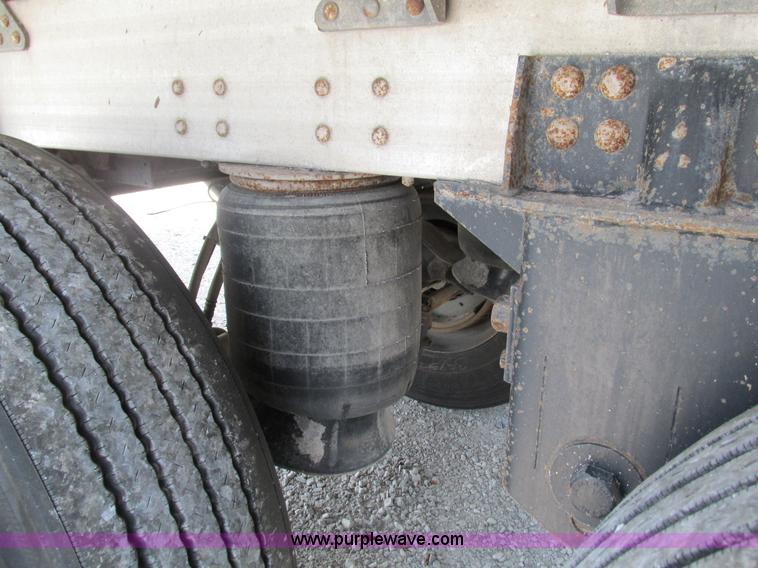 image for item G9469 2008 Timpte Super Hopper grain trailer