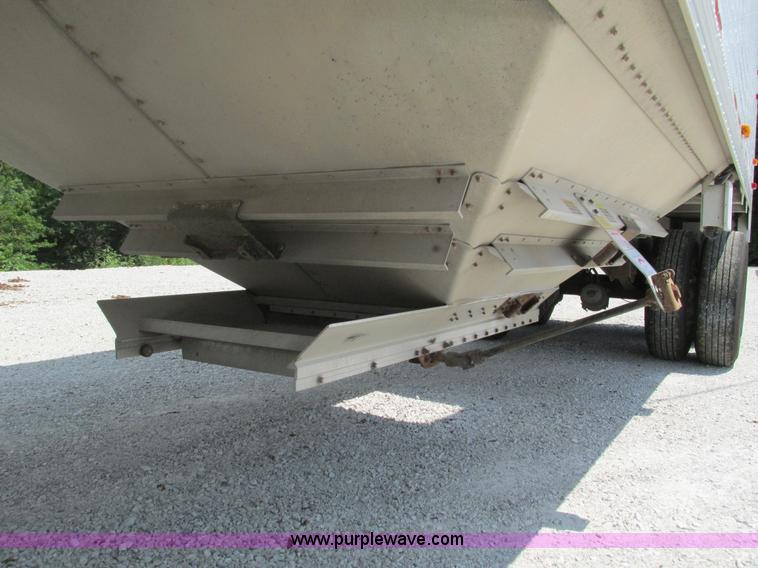 image for item G9469 2008 Timpte Super Hopper grain trailer