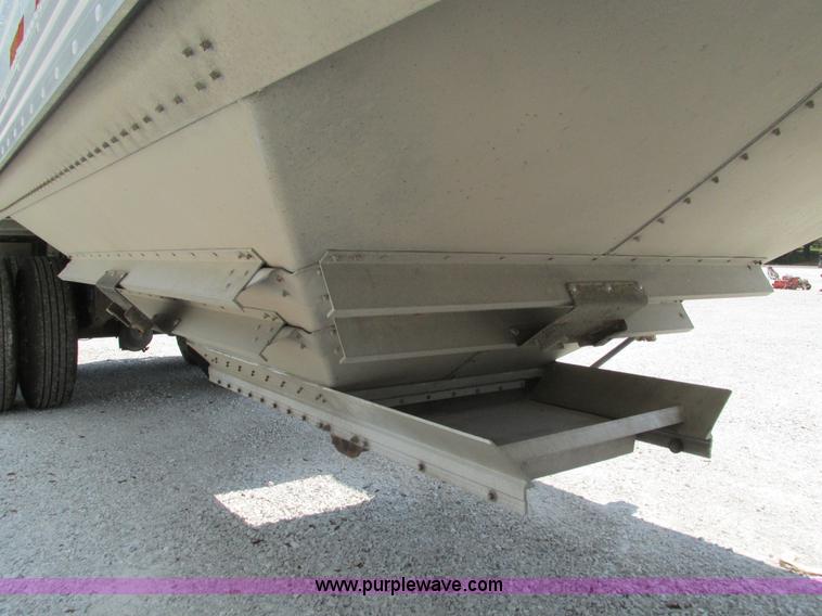 image for item G9469 2008 Timpte Super Hopper grain trailer