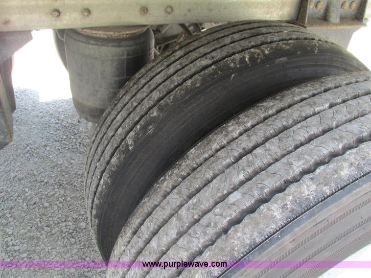 image for item G9469 2008 Timpte Super Hopper grain trailer