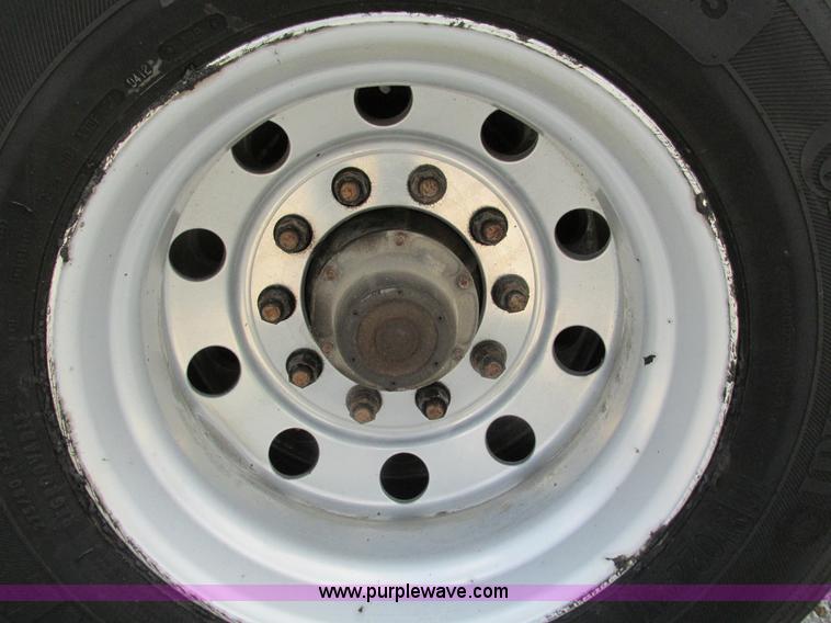 image for item G9469 2008 Timpte Super Hopper grain trailer