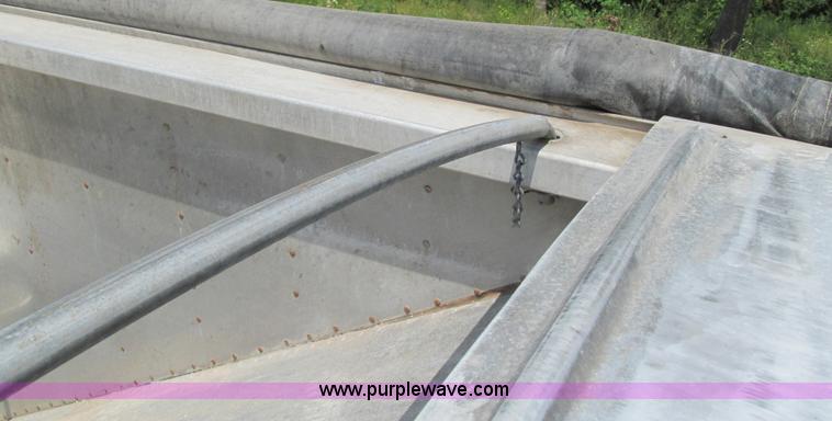 image for item G9469 2008 Timpte Super Hopper grain trailer