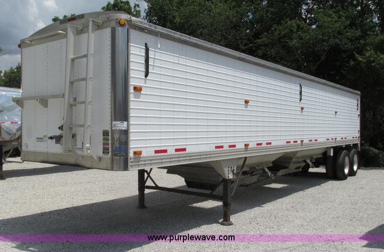 image for item G9470 2008 Timpte Super Hopper grain trailer
