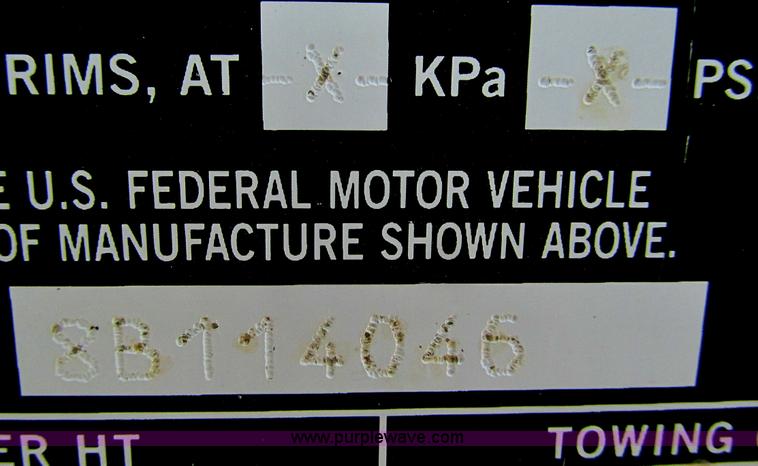 image for item G9470 2008 Timpte Super Hopper grain trailer