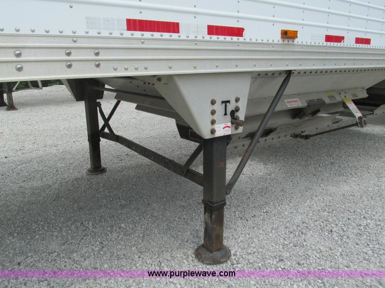 image for item G9470 2008 Timpte Super Hopper grain trailer