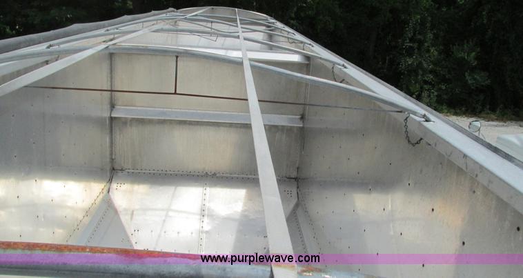 image for item G9470 2008 Timpte Super Hopper grain trailer