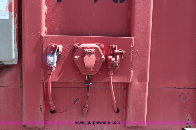 image for item H6713 1979 Dunham flatbed trailer