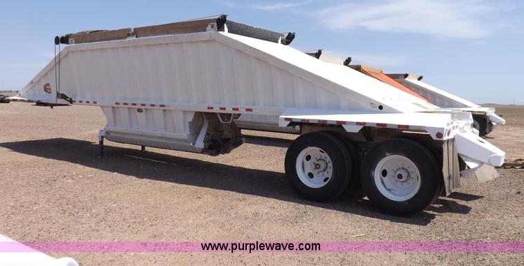 image for item H7007 2007 CTS BDT-40 belly dump trailer