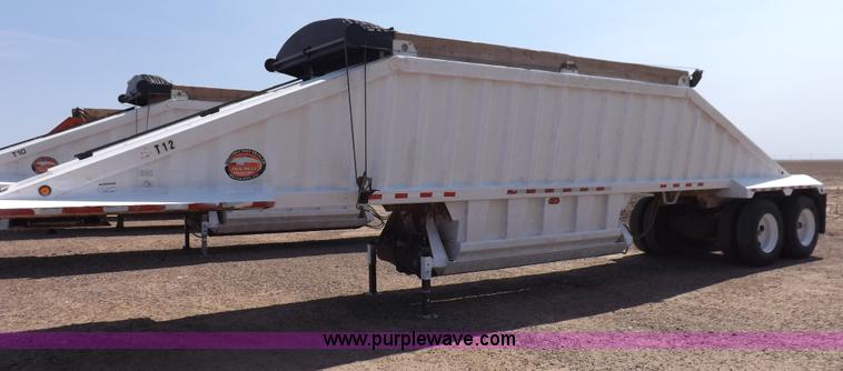 image for item H7007 2007 CTS BDT-40 belly dump trailer