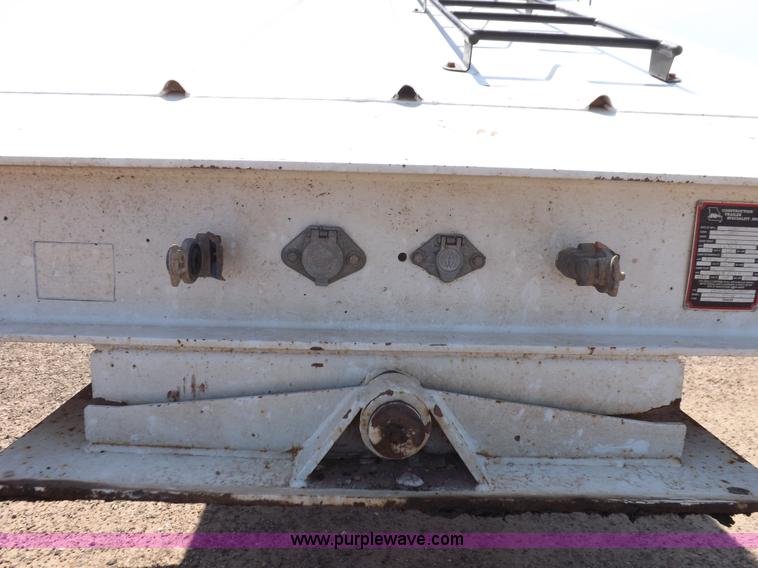 image for item H7007 2007 CTS BDT-40 belly dump trailer