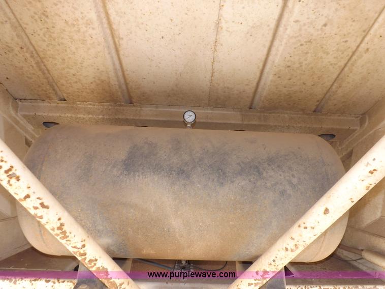 image for item H7007 2007 CTS BDT-40 belly dump trailer