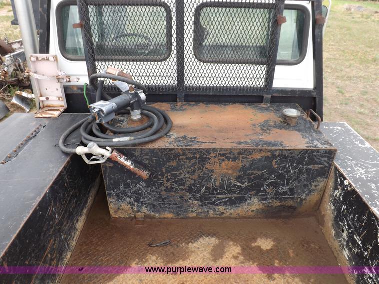 image for item H7169 1998 Mack CS200P semi truck