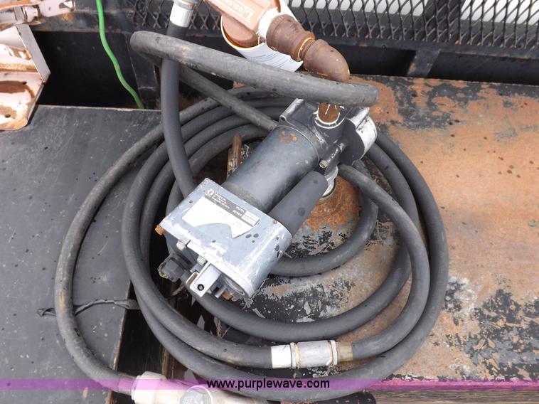 image for item H7169 1998 Mack CS200P semi truck