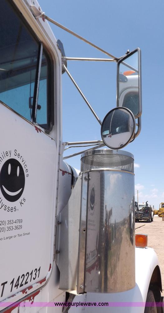 image for item H7173 1994 Kenworth W900 vacuum truck