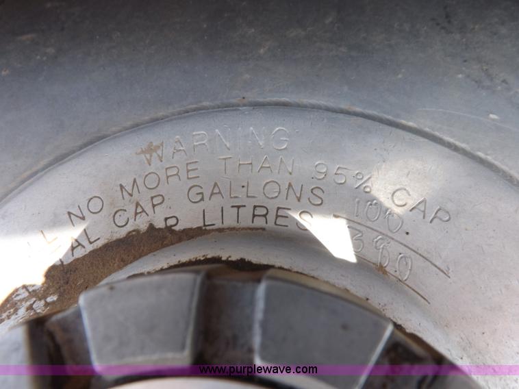 image for item H7173 1994 Kenworth W900 vacuum truck