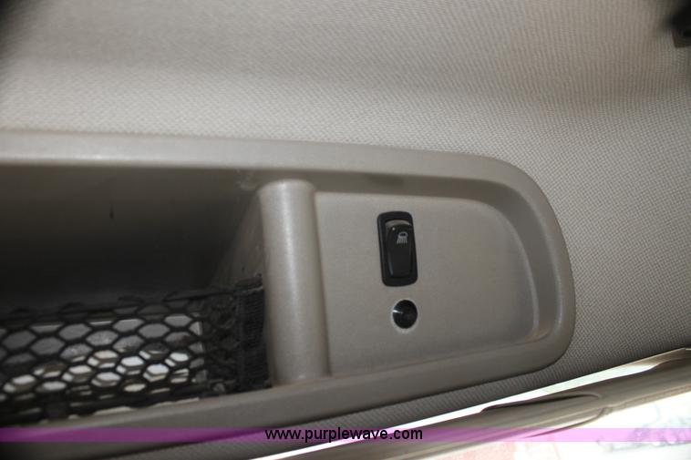 image for item H7392 2002 Mack CX613 Vision semi truck