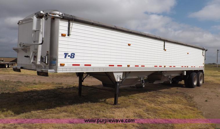 image for item I7688 2007 Timpte Super Hopper grain trailer
