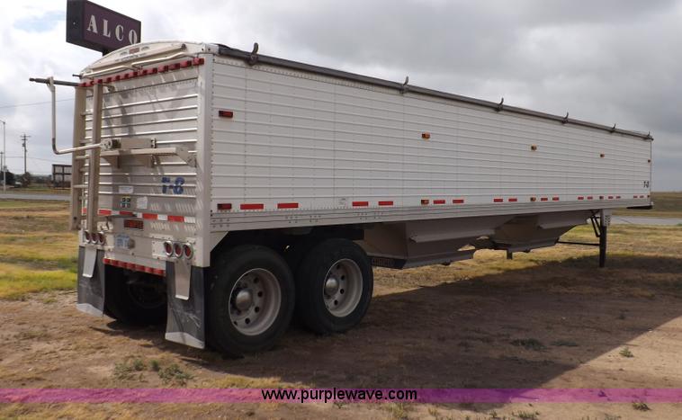 image for item I7688 2007 Timpte Super Hopper grain trailer