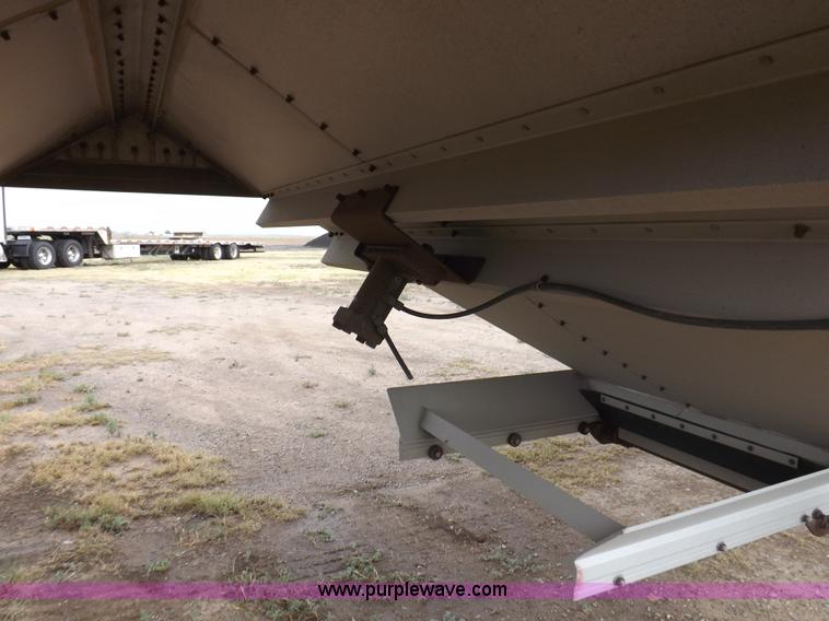 image for item I7688 2007 Timpte Super Hopper grain trailer