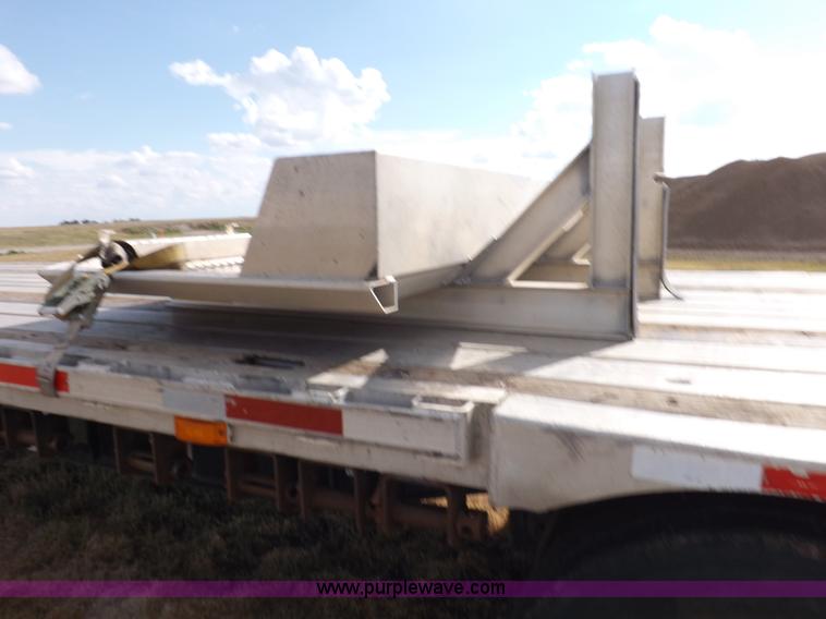 image for item I7689 2003 Transcraft Eagle step deck trailer