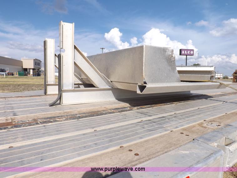 image for item I7689 2003 Transcraft Eagle step deck trailer