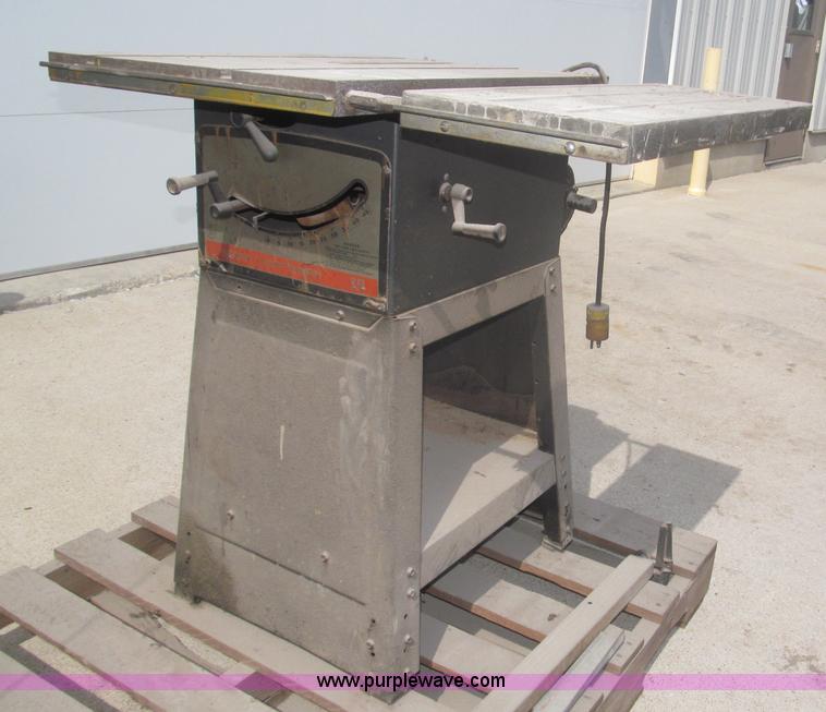 image for item AE9466 1974 Sears Roebuck 10" table saw